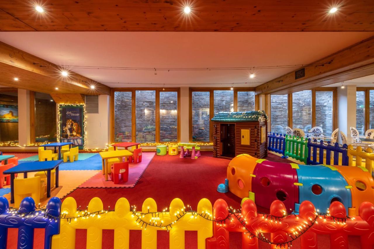 Hotel Piandineve Passo del Tonale Εξωτερικό φωτογραφία